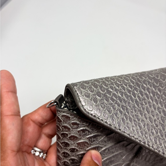 Stella & Dot City Slim Pewter Vegan Leather Clutch, EUC, MSRP $79 - Picture 11 of 11